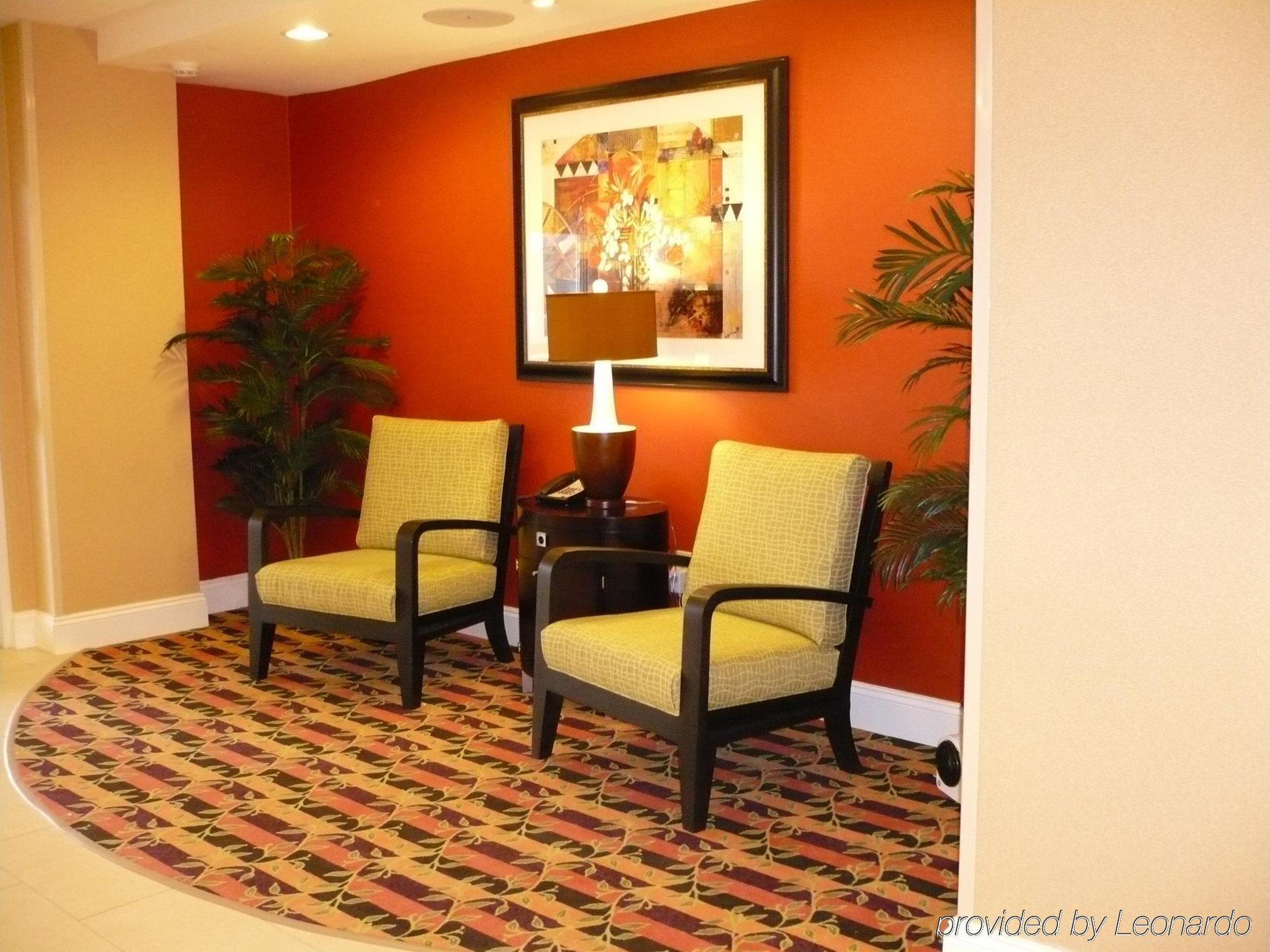 Holiday Inn Express & Suites - Spartanburg-North By Ihg Interior foto
